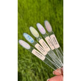 ATICA Floral 01 — нежный дизайн с цветочными частицами